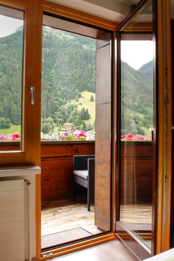 Haus Ganeu Daire Gaschurn Dış mekan fotoğraf