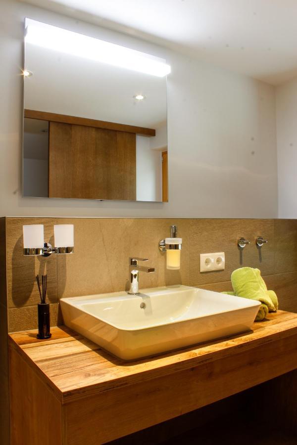 Haus Ganeu Daire Gaschurn Dış mekan fotoğraf